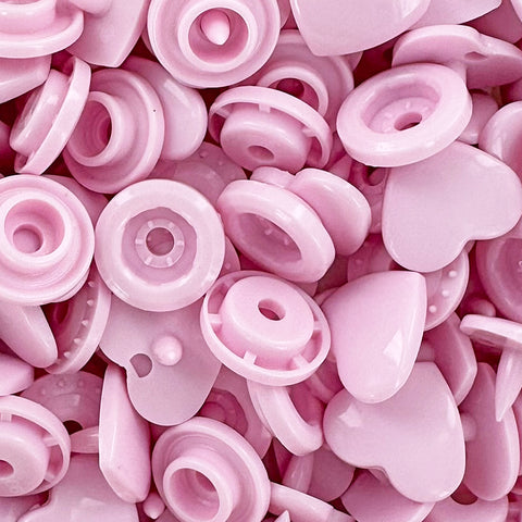 KAM® Snaps ♥Heart♥ Shaped Glossy (B18 - Pastel Pink) KAM® Snaps ♥Heart♥ Shaped Glossy (B18 - Pastel Pink)