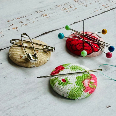Flea Market Roses 3-Pack MINI Magnetic Needle Minder/Pin Cushions (Red/Tan/White)