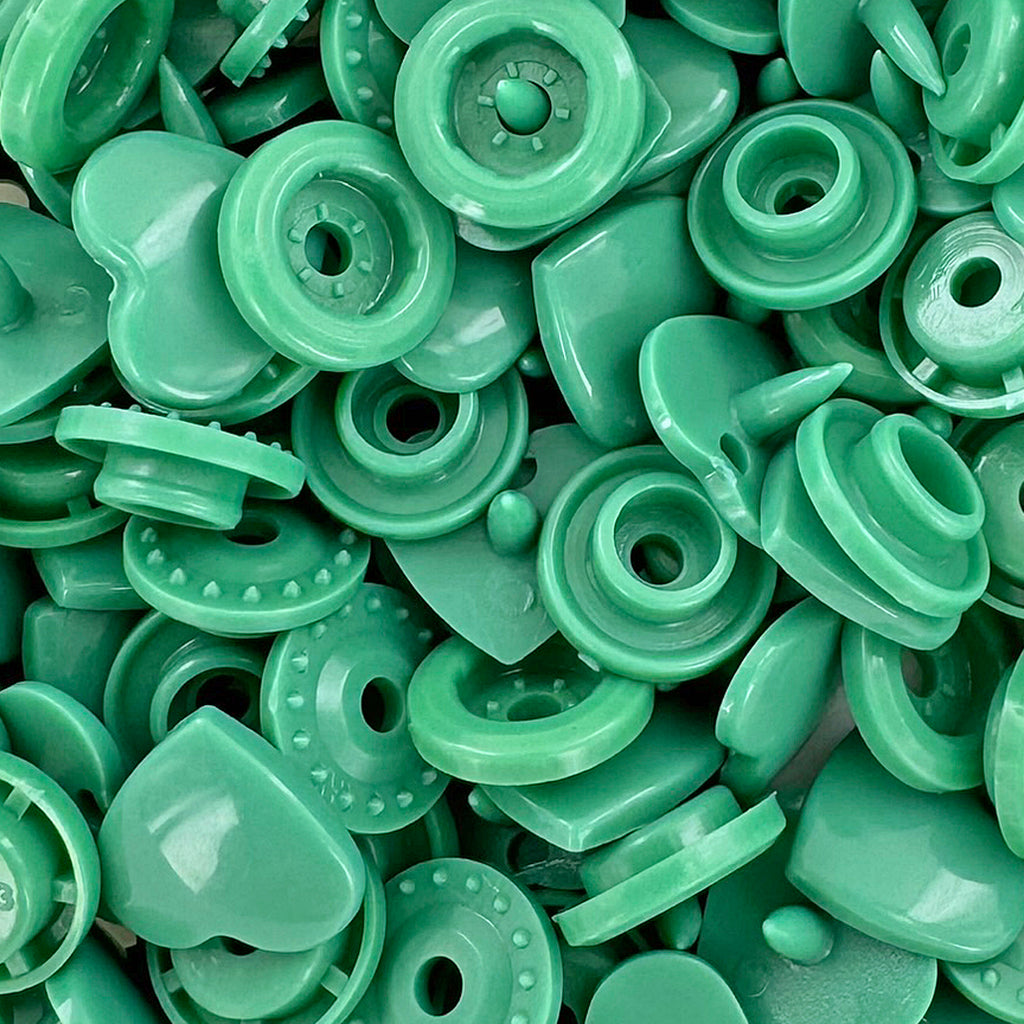 KAM® Snaps ♥Heart♥ Shaped Glossy (B29 - Jade Green)