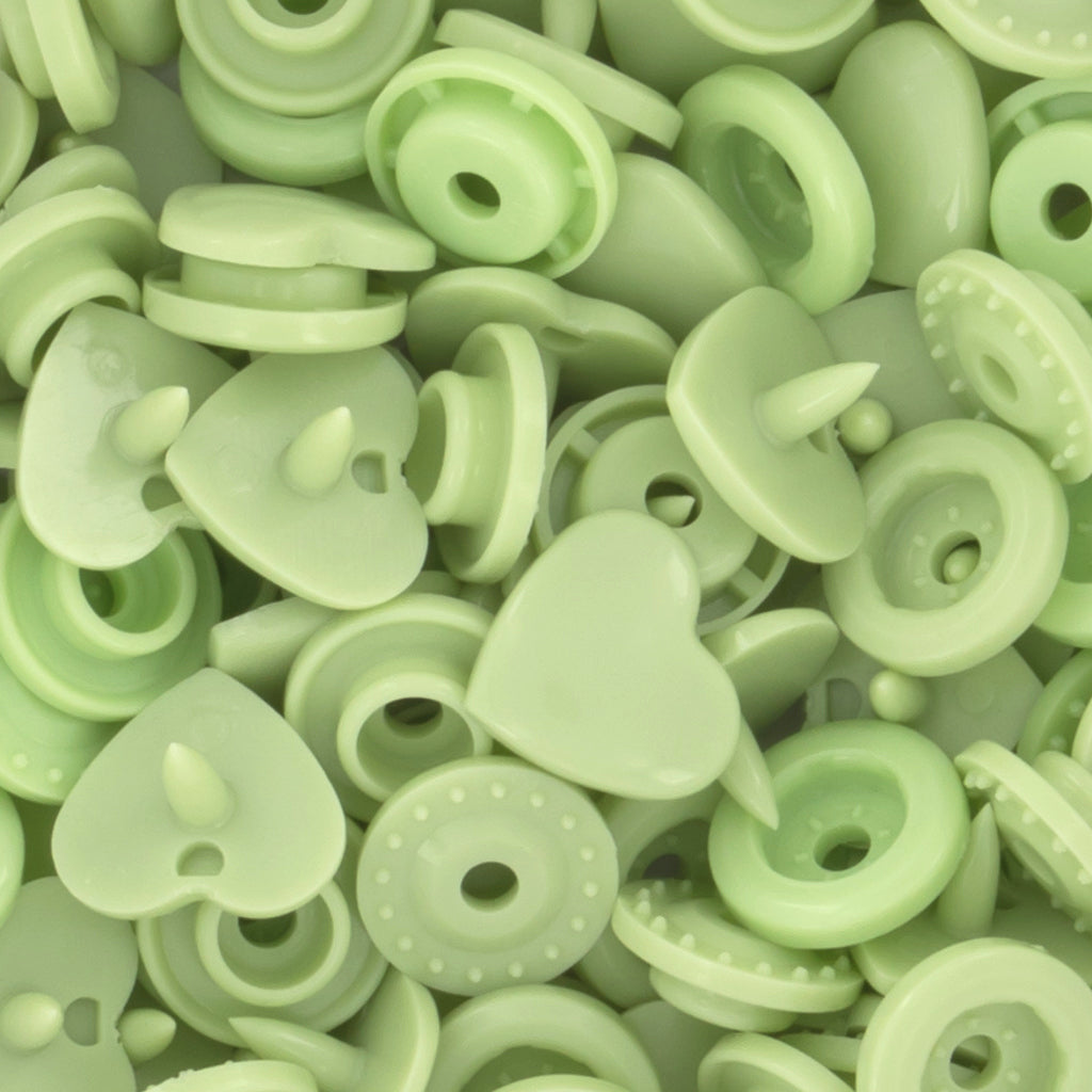 KAM Snaps Heart Shaped Glossy (G105 - Meadow Green)